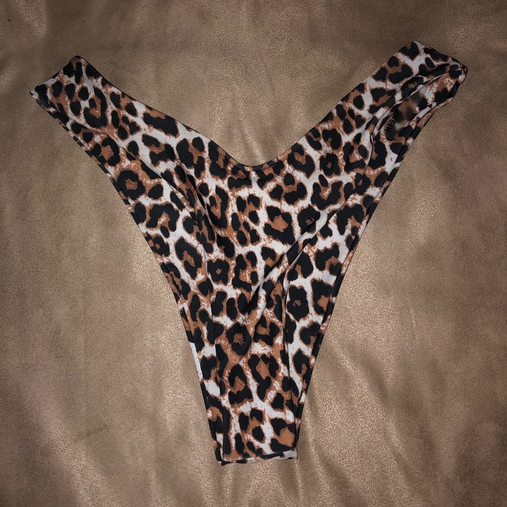 Bikini bottoms